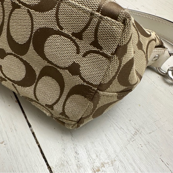 Coach Daisy Floral Canvas Bag - Picture 5 of 7